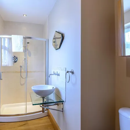 6 Bed In Richmond 6mls 52779 * 卡特里克布里奇