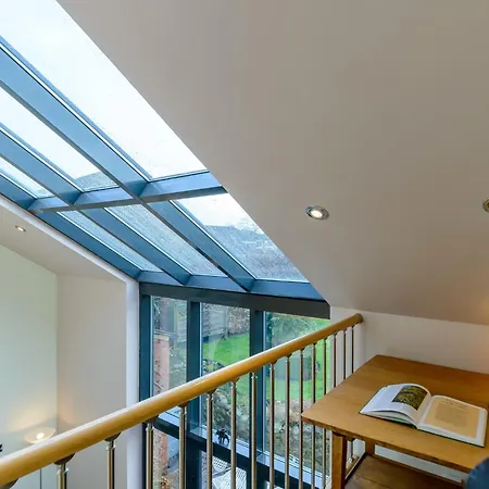 6 Bed In Richmond 6mls 52779 度假居