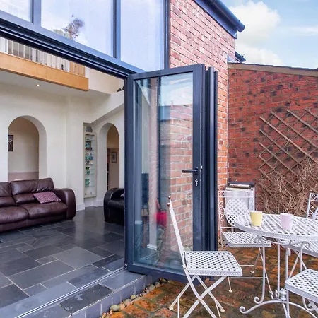 Holiday home 6 Bed In Richmond 6mls 52779