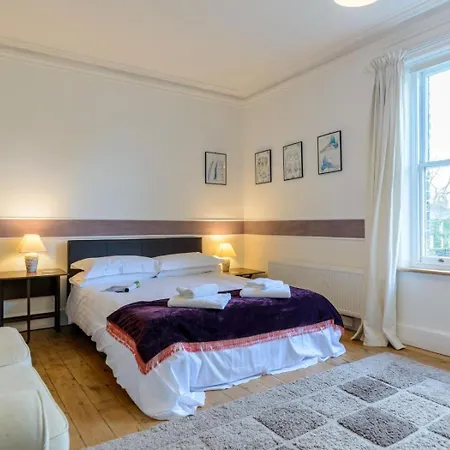6 Bed In Richmond Oc-52779
