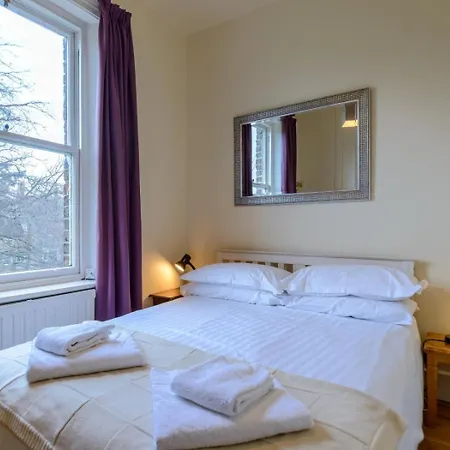 6 Bed In Richmond Oc-52779
